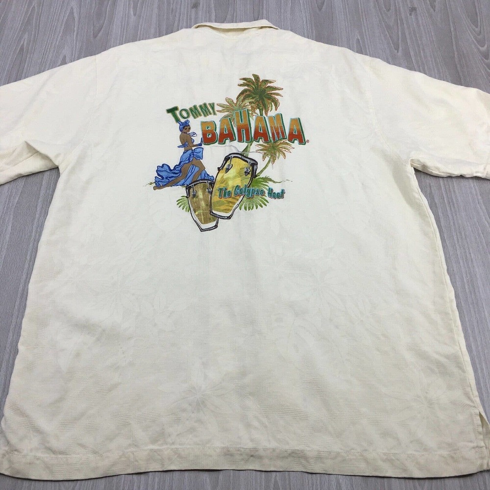 RARE Tommy Bahama “Calypso Heat” cream button up